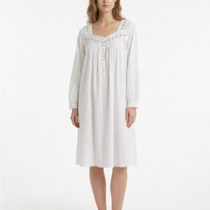 Eileen West White Cotton Lawn Nightgown | Lace Pintuck Victorian Long Sleeve (L)